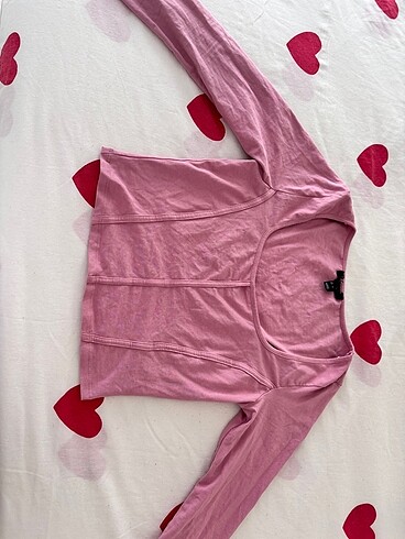 Pembe üst