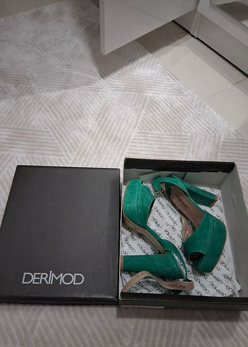 DERIMOD 37 Numara Yeşil Süet Platform Topuklu Kadın Ayakkabı - Görsel 2