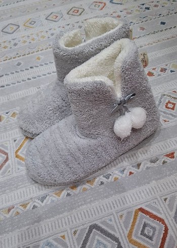 Kadın ev terliği - Görsel 3