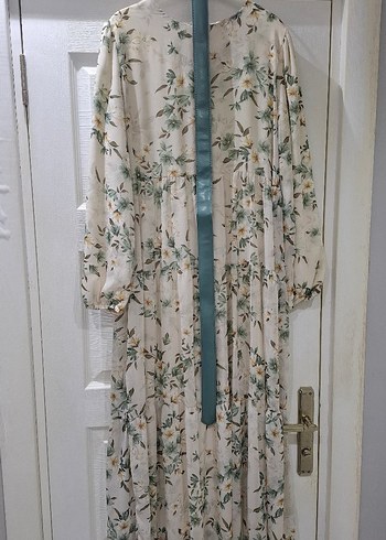 Kadın Elbise - Görsel 3