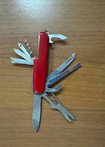 Kırmızı Çok Fonksiyonlu Çakı - Görsel 2