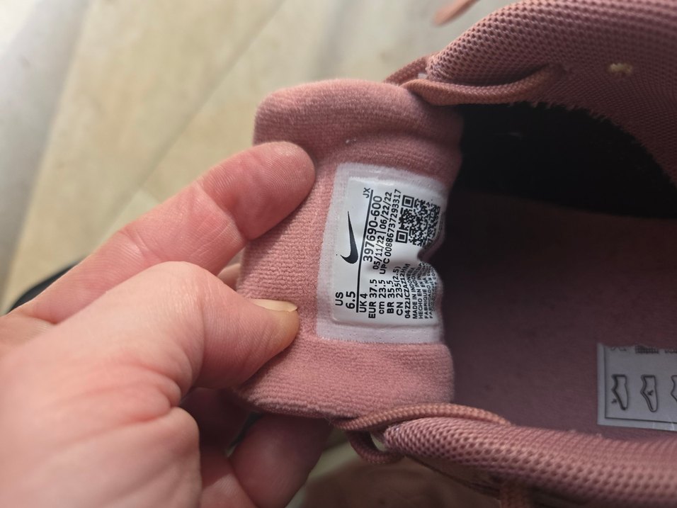 Nike Pembe Gri Bağcıklı Kadın Spor Ayakkabı - Görsel 4