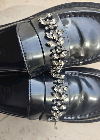 Zara Koz Çocuk Siyah Parlak Yılan Desenli Platform Loafer 34 - Görsel 2