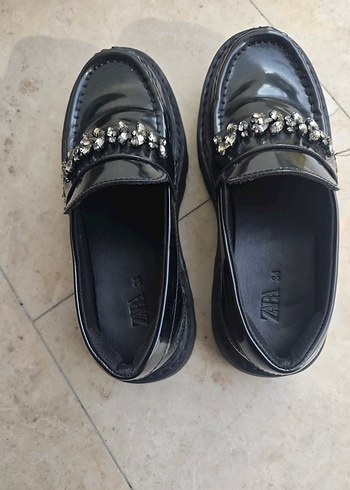Zara Koz Çocuk Siyah Parlak Yılan Desenli Platform Loafer 34 - Görsel 3