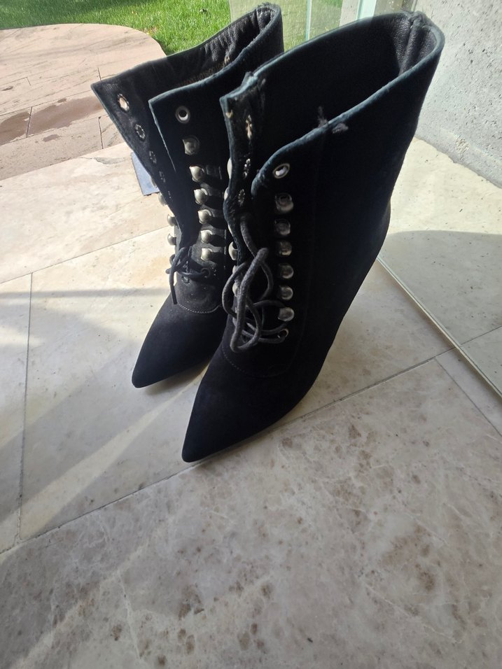 İpekyol Siyah Süet Goth Stiletto Topuklu Bot - Görsel 4