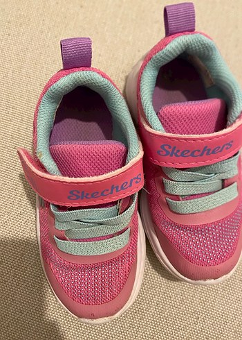 Skechers 23 numara kız çocuk ayakkabı - Görsel 5