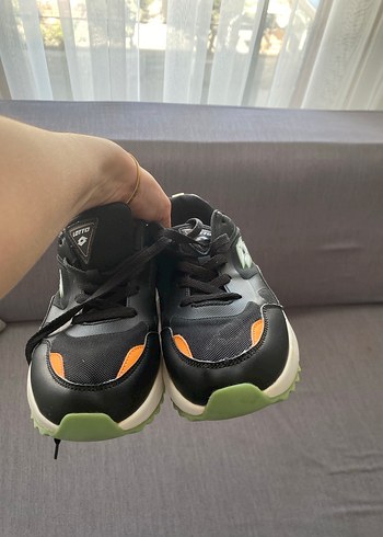 Lotto kadın ayakkabı 38 numara - Görsel 5