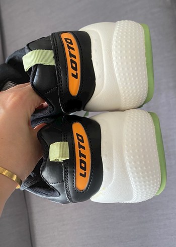 Lotto kadın ayakkabı 38 numara - Görsel 3