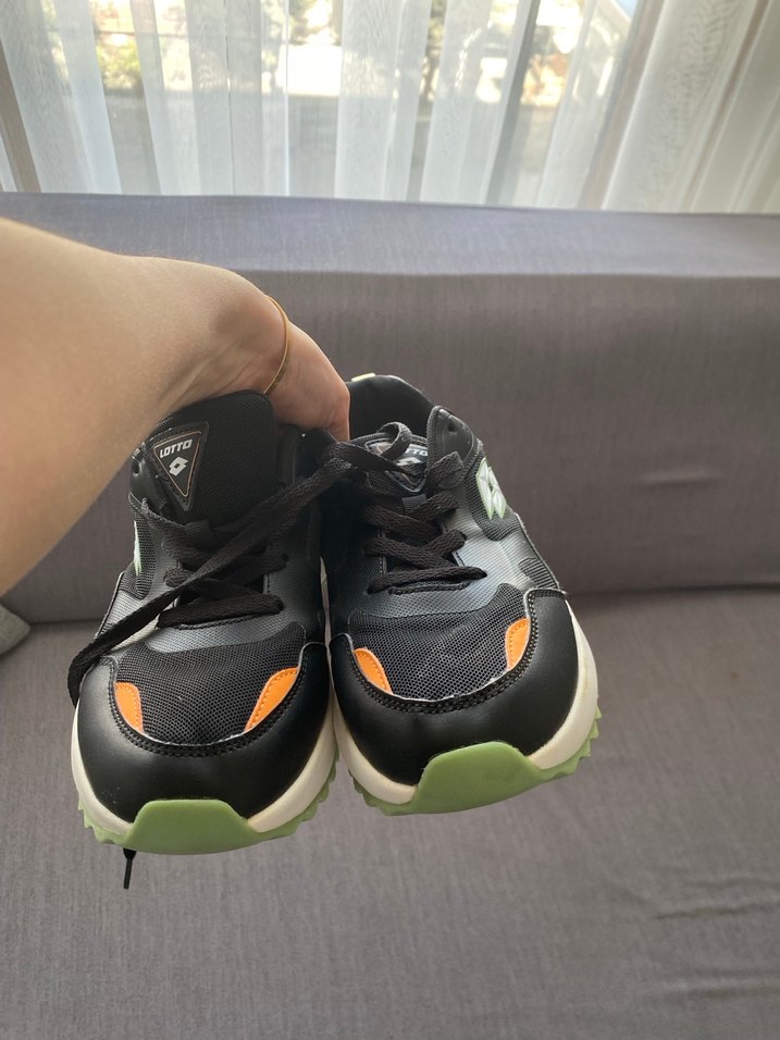 Lotto kadın ayakkabı 38 numara - Görsel 5