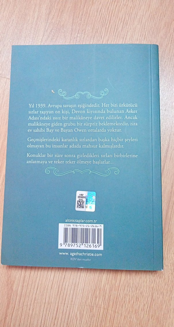 On Kişiydiler - Agatha Christie - Görsel 2