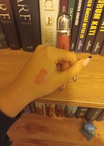 Kiko Parlak Pembemsi Ruj - Görsel 4