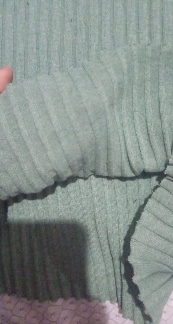 Yıldızlı Kadın Yeşil Askılı Crop - Görsel 2