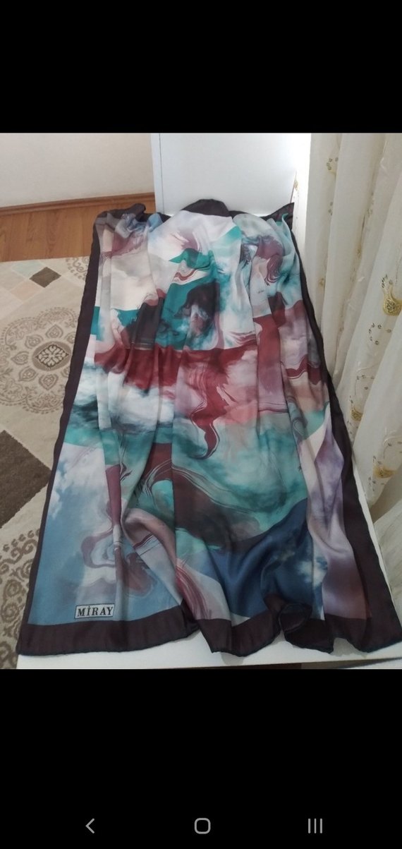 Kadın Çok Renkli İpek Görünümlü Şal - Görsel 3