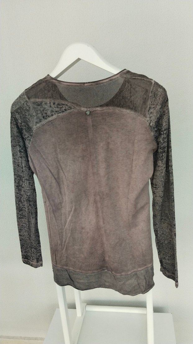 Gri Baskılı Uzun Kollu  Tişörtü - Görsel 4