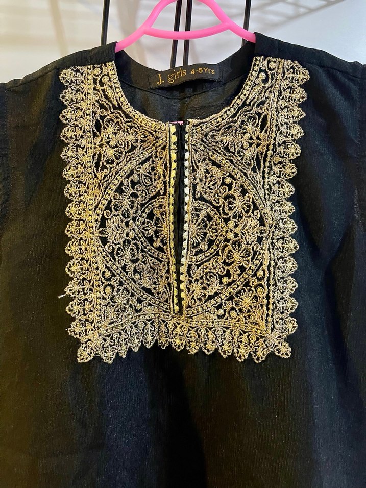 Kızlar için siyah şalvar kameez - Görsel 2