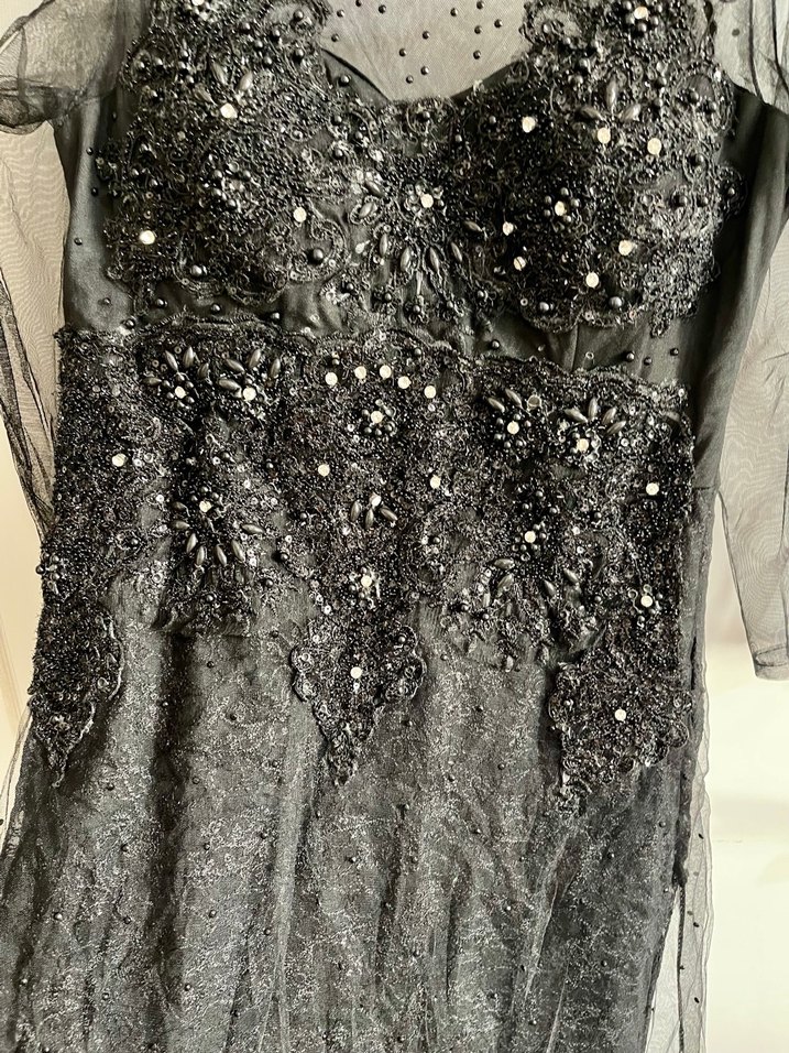 Boncuk İşlemeli Siyah Uzun Kadın Abiye Elbise - Görsel 3