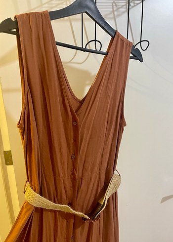 Kahverengi Saten Görünümlü Uzun Elbise - Görsel 2