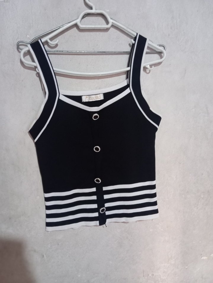 Düğmeli Siyah Mini Triko Kadın Atlet - Görsel 2