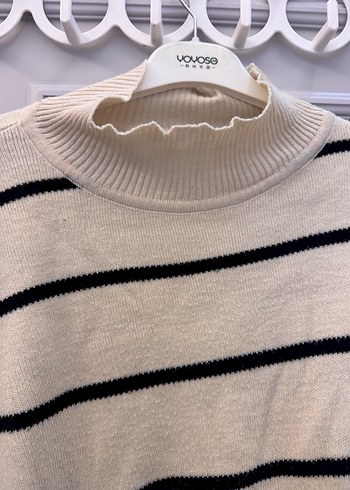 Çok az kullanılmış Çizgili Salaş Triko Kadın Kazak - Görsel 3