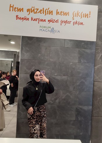 Siyah Leopar Desenli etek