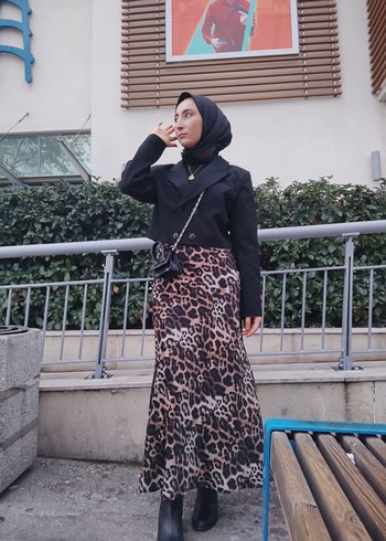 s Beden siyah Renk Leopar Desenli Siyah Uzun Salaş Etek