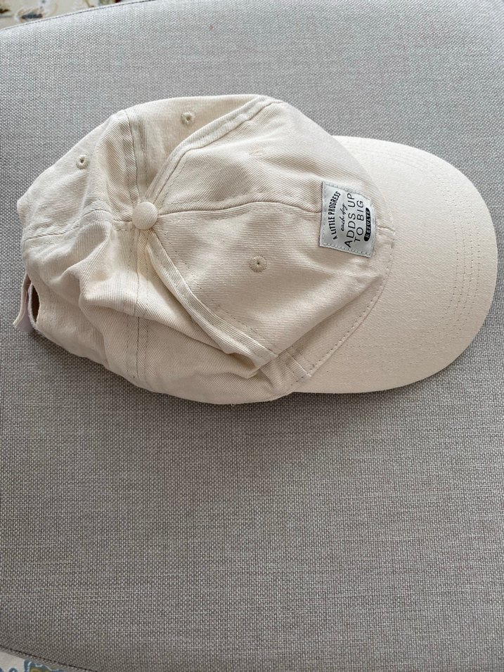 Bej Minimalist Kadın Şapka - Görsel 2