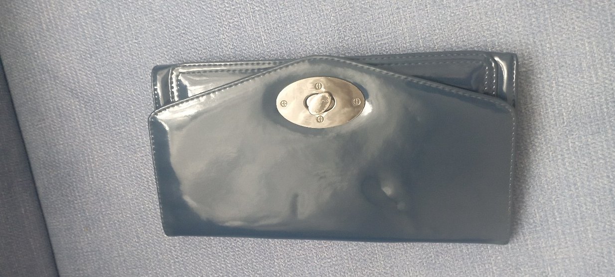 Mavi Parlak Deri Kadın Portföy Çanta - Görsel 3