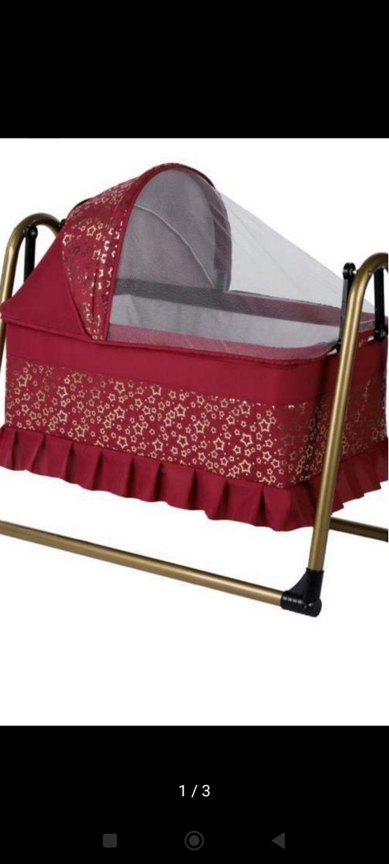 Kırmızı Renkli Sallanan Bebek Beşiği - Görsel 2