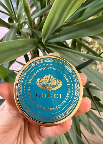 Gucci Yumuşak Nemlendirici Balm