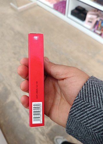 Chanel Kırmızı Maskara - Suya Dayanıklı - Görsel 2