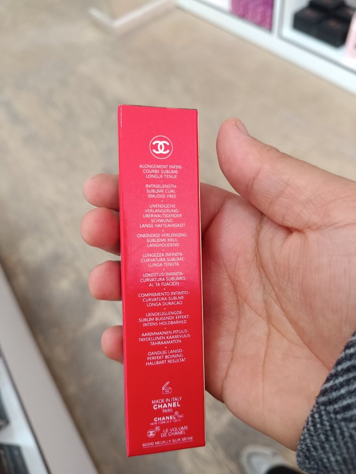 Chanel Kırmızı Maskara - Suya Dayanıklı - Görsel 3