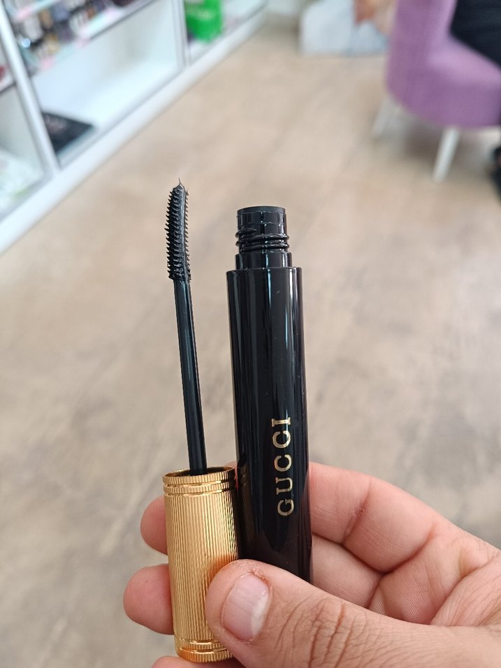 Gucci Maskara - Koyu Renk - Görsel 2