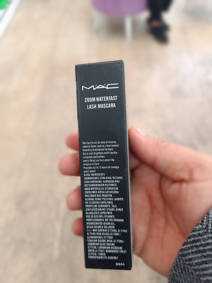 MAC Siyah Zoom Maskara - Görsel 2