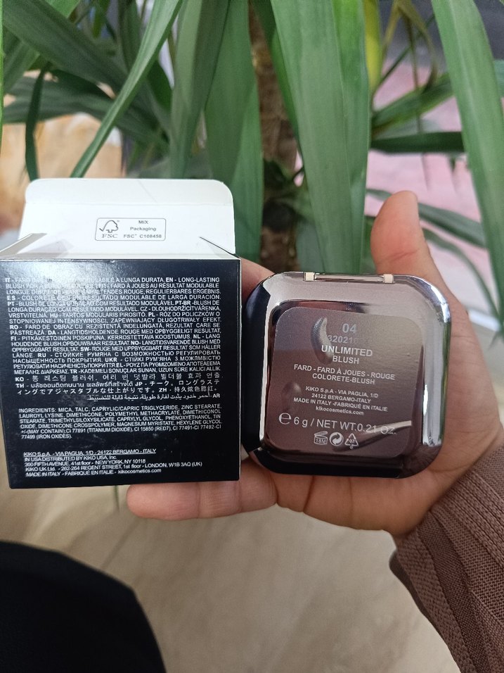 KIKO Milano Unlimited Allık 6g - 04 Koyu Bej - Görsel 3