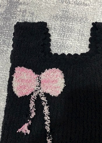 Kız Çocuk Siyah Nakışlı Triko Yelek - Görsel 4