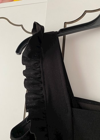 Siyah Volanlı Kadın Tulum - Görsel 4