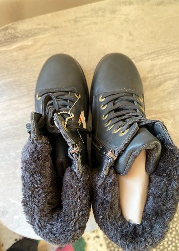 Siyah Kadın Günlük Kemerli Dolgu Topuk Bot - Görsel 4