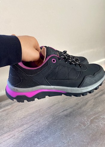 Mor Detaylı Bağcıklı Kadın Spor Ayakkabı - Görsel 2