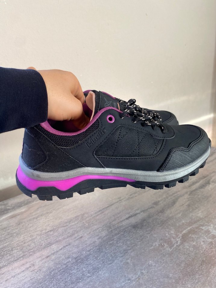 Mor Detaylı Bağcıklı Kadın Spor Ayakkabı - Görsel 2