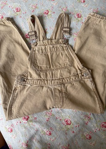 Zara Salopet 4 5 Yas