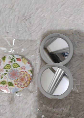 Çiçek ve Kelebek Desenli ayna - Görsel 2