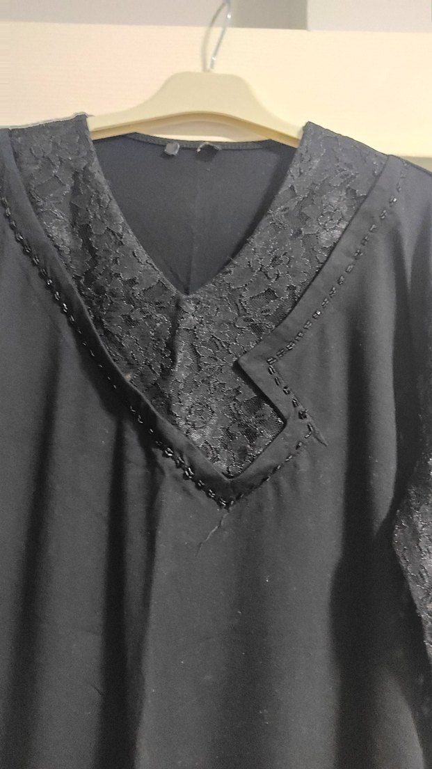 Kadın Siyah Uzun Kollu Gotik Nakışlı Uzun kollu buluz - Görsel 2