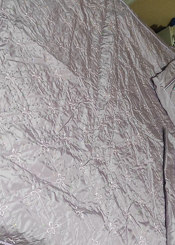 Nakışlı lilai Yatak Örtüsü - Görsel 2