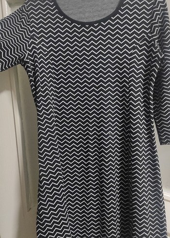 siyah beyaz midi elbise - Görsel 3