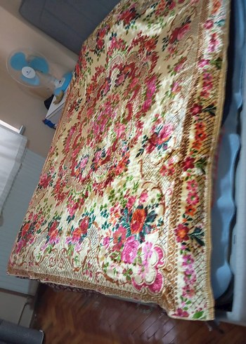 Çiçek Desenli Renkli yatak örtüsü - Görsel 3