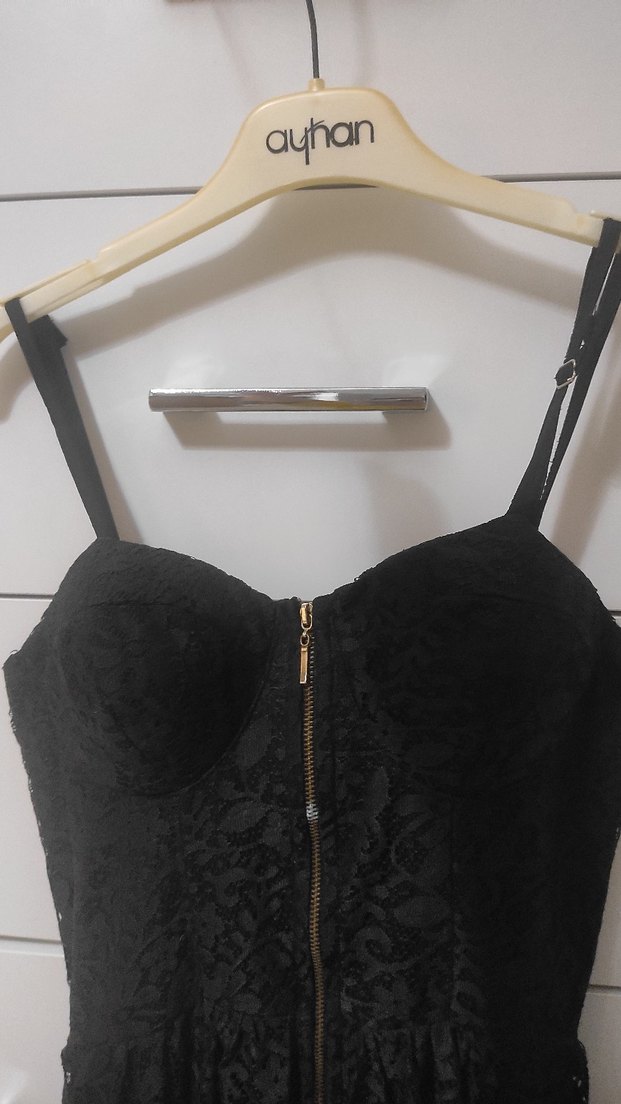 Siyah Nakışlı Straplez Midi Gotik Elbise - Görsel 2