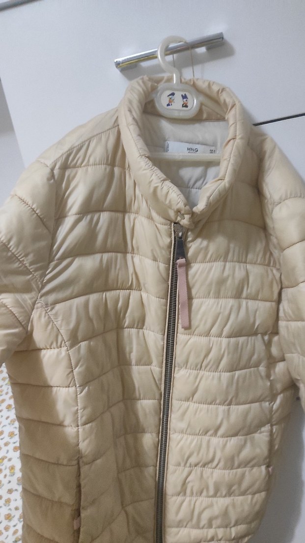 Bej Fermuarlı Kadın Kısa Kışlık Mont - Görsel 3