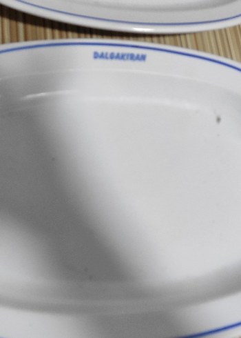 Beyaz Parlak Dalkiran Yemek Tabağı - Görsel 2