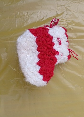 Kırmızı Nakışlı Örgü Kız Bebek Patik - Görsel 2