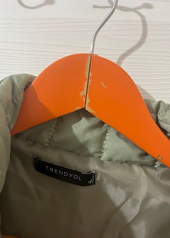 Yeşil Fermuarlı Kadın Mont - Görsel 4